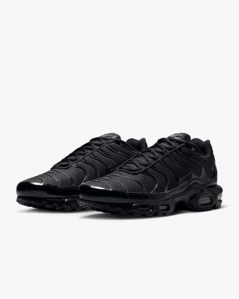 🌑 Nike TN Negras – Poder, Estilo y Comodidad en Cada Paso